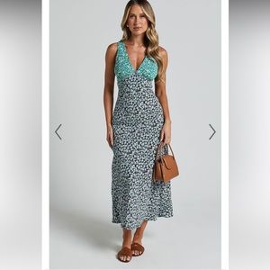 Showpo. BENETINA MIDI DRESS - size 4